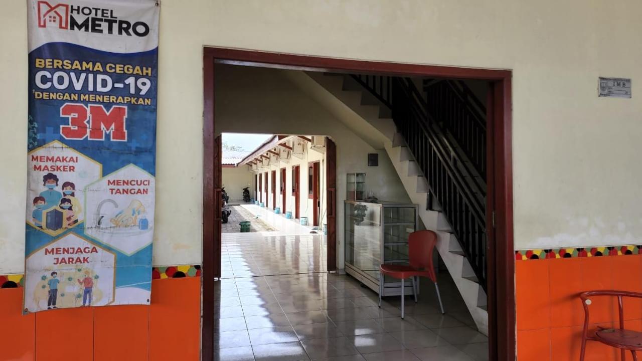 Hotel Metro Kudus Tanggulangin Dış mekan fotoğraf