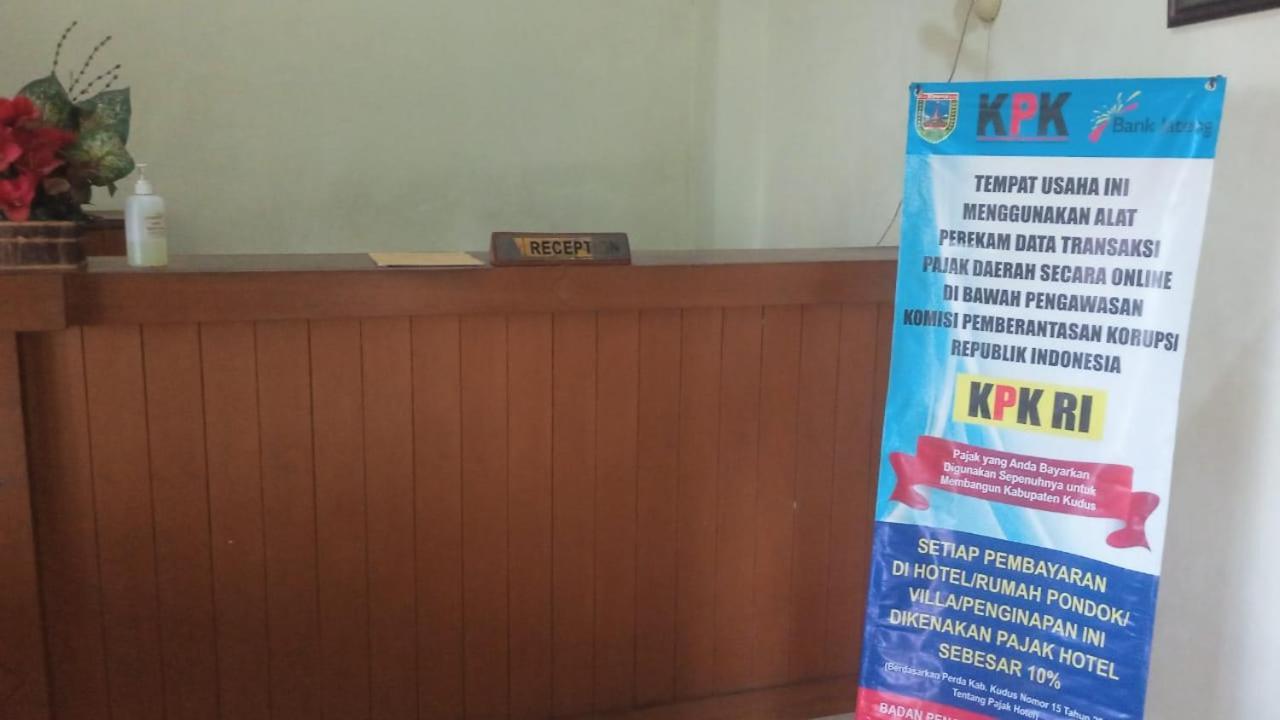 Hotel Metro Kudus Tanggulangin Dış mekan fotoğraf